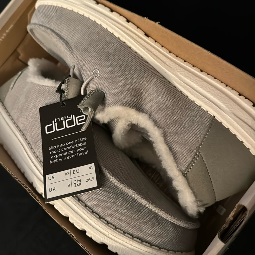 Women NWT Hey Dude grey, Corduroy. #1 of #4.